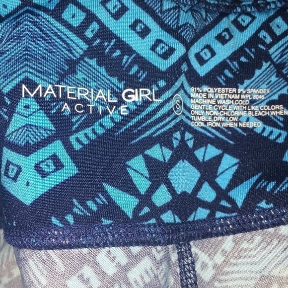Material Girl Active Capri legging - Picture 3 of 4